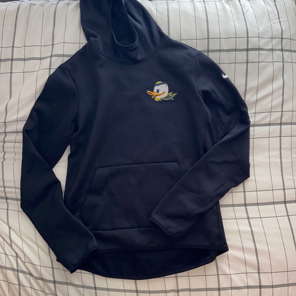 Oregon Duck Nike Therma-Fit sweatshirt